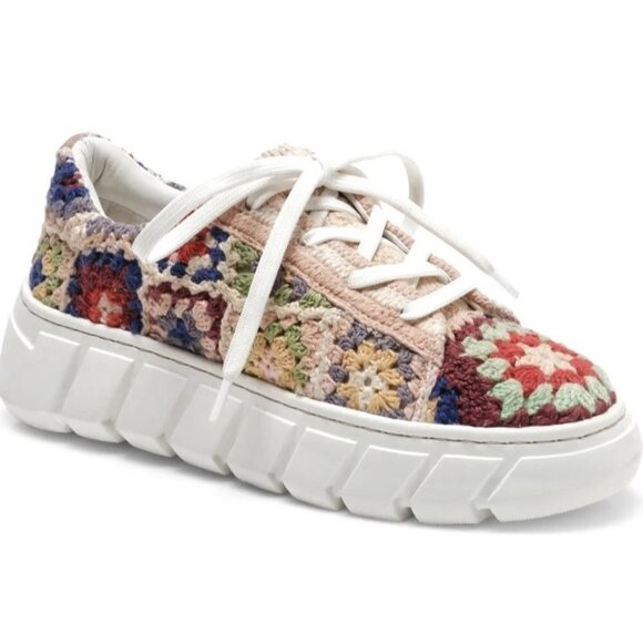 Free People Catch Me If You Can Crochet Flower Sneaker EU 38 US 8 New Colorful - Picture 2 of 9